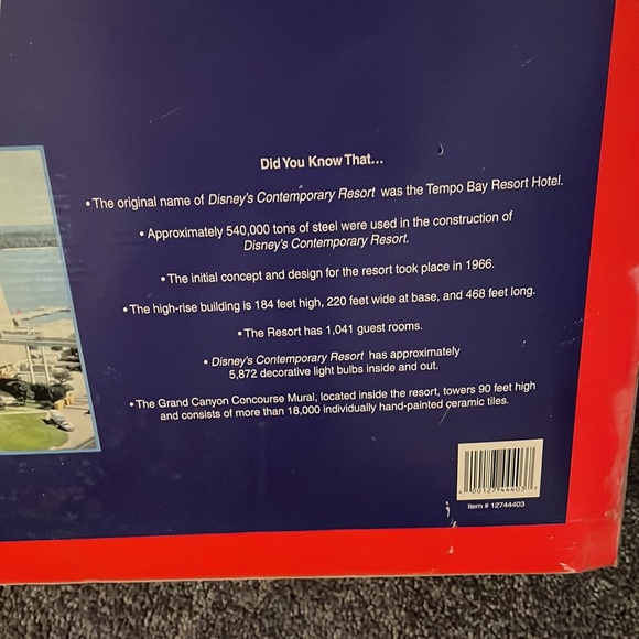 Walt Disney World Monorail set  in box  and Contemporary Resort set in box - Picture 14 of 15